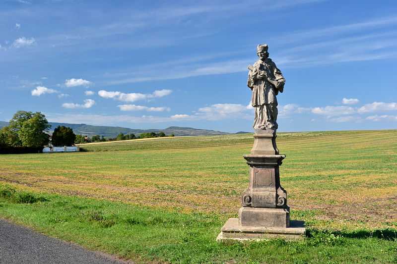 3° posto: statua di San Giovanni Nepomuceno, Boemia. CC-BY-SA Salim2