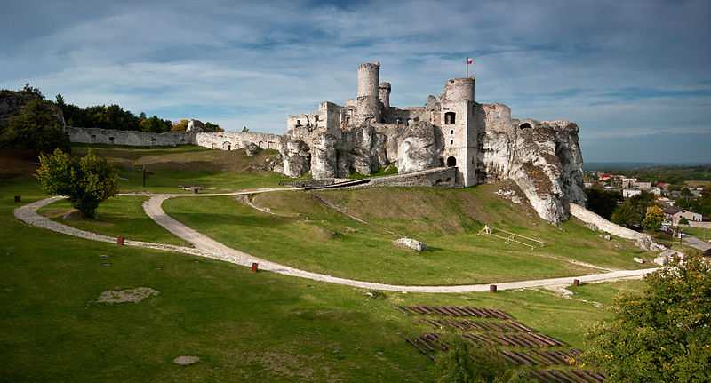 3° posto: Castello a Ogrodzieniec. CC-BY-SA Łukasz Śmigasiewicz