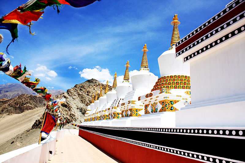 3° posto: i nove stupa di Thiksey Gonpa, Jammu & Kashmir. CC-BY-SA Mufaddal Abdul Hussain  