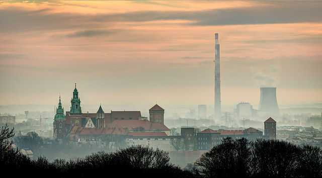 Vista dalla collina di Wawel a Cracovia (Polonia) - Foto di Jarek Ciurus [Licenza CC-BY-SA 3.0] - 9° classificato Wiki Loves Monuments 2013